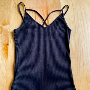 Strappy Hollister tank